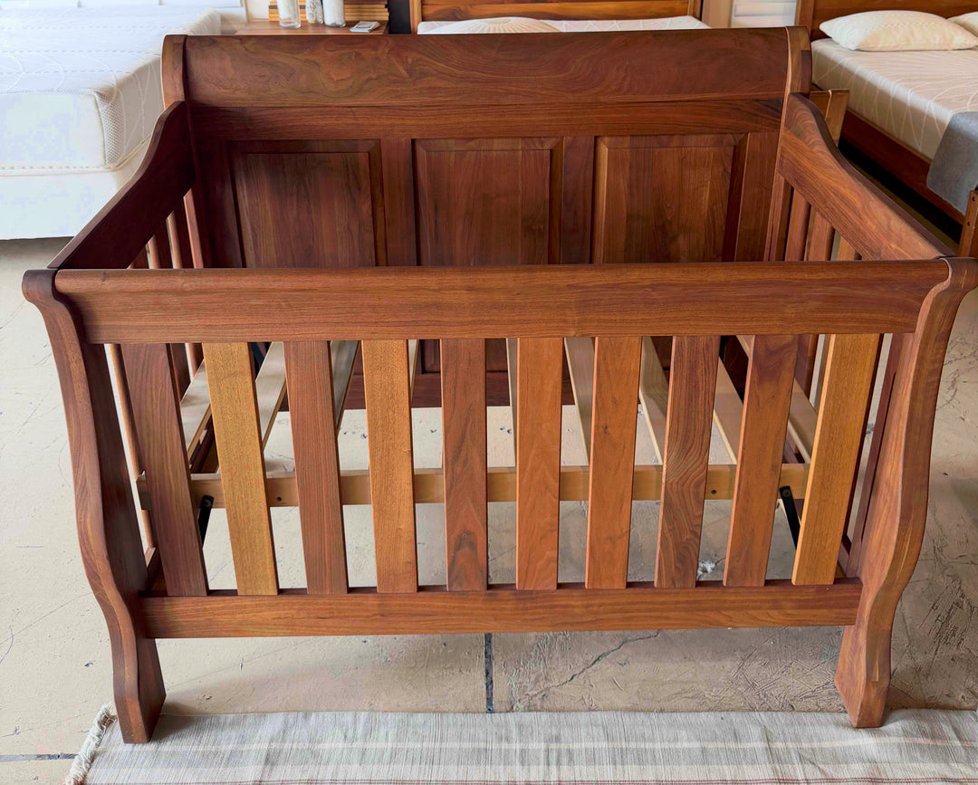 Spring Green Panel Crib (Floor Display)